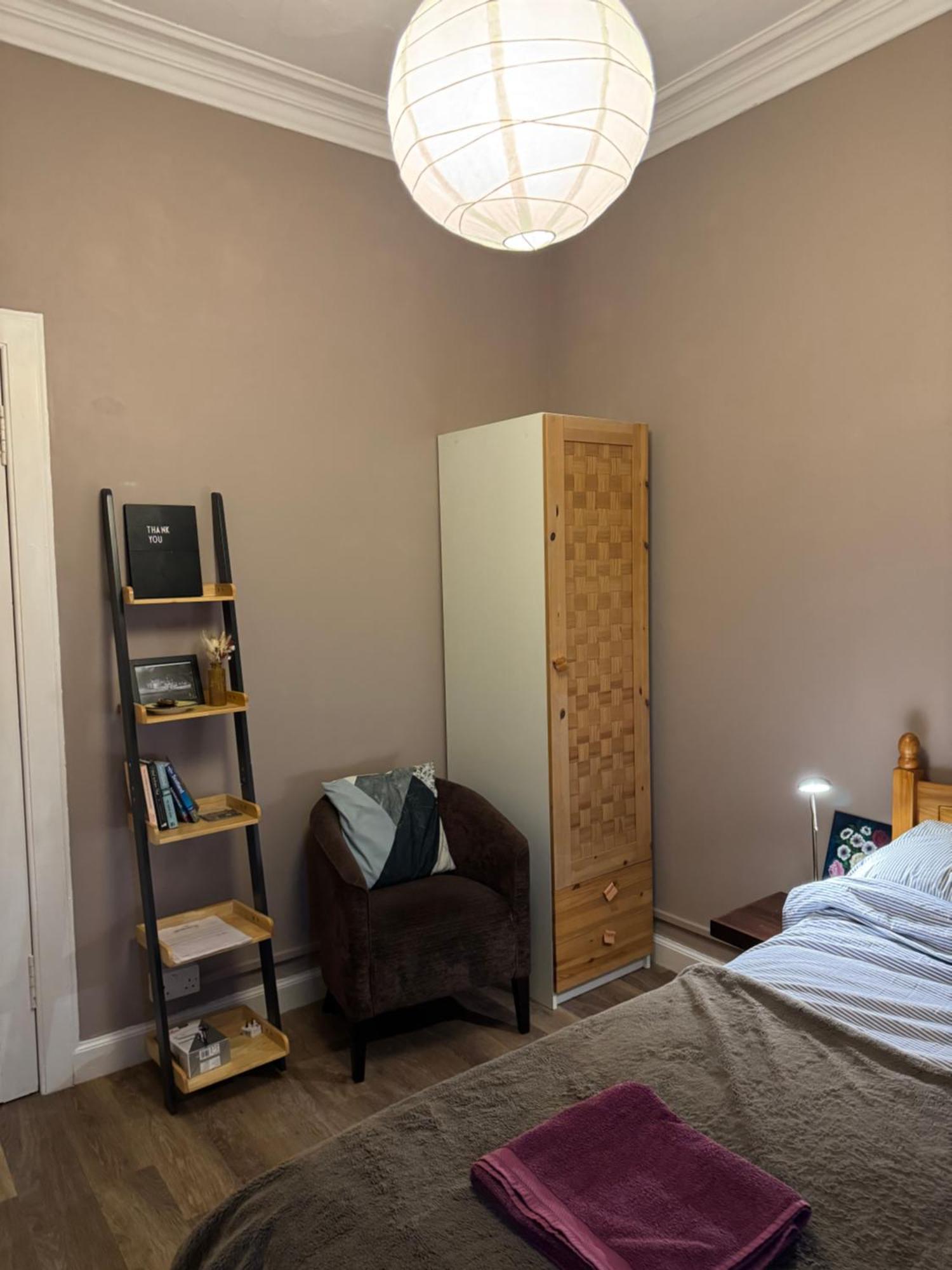 Central Room In Historic Tenement Shared Apartment Near Old Town 爱丁堡 外观 照片